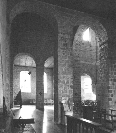Zicht op zuider transept, vanuit het noorden