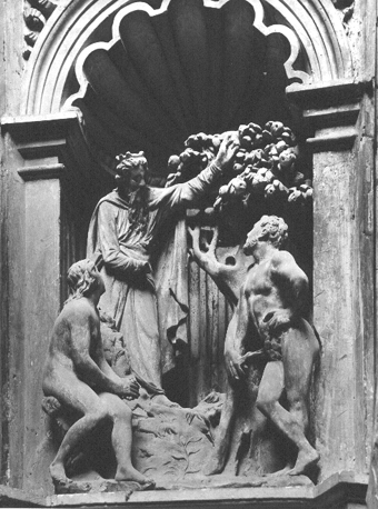 Sacramentstoren (lager deel), detail: God waarschuwt Adam en Eva niet te eten van de boom van kennis van goed en kwaad