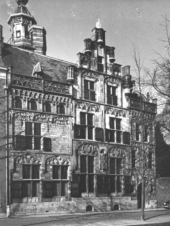 Facade van Gemeenlandshuis, Oude Delft 167