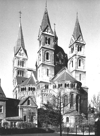 Kerk gezien vanuit het oosten