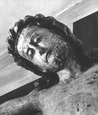 Crucifix: Christus aan het kruis, detail: hoofd van Christus