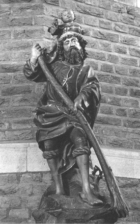 Heilige Christoffel, staande met boomstam