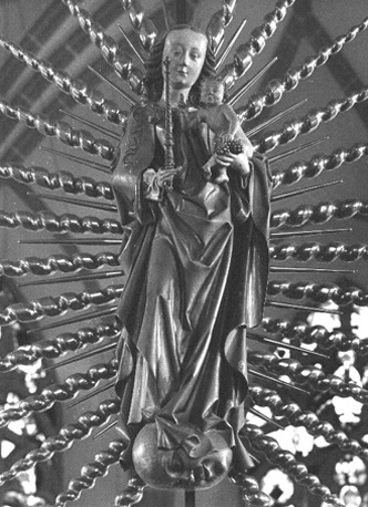 Maria met Christuskind in stralenkrans (Marianum, een zijde)