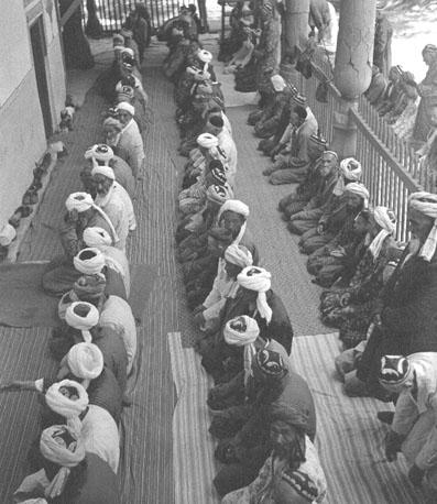 Moslims bijeen voor religieuze dienst