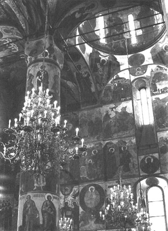 Maria-Hemelvaart kathedraal: interieur, muurschilderingen