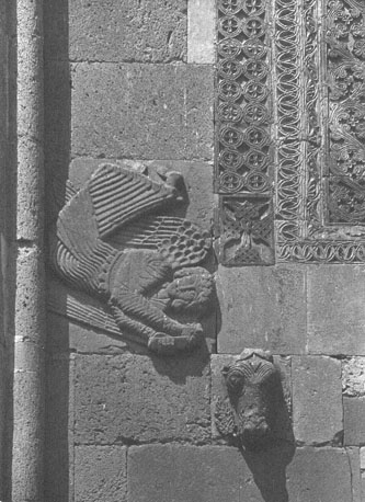 Oostfacade, reliëfs (details)