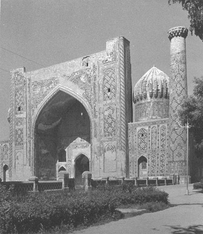 Facade van Madrassa Sher Dor