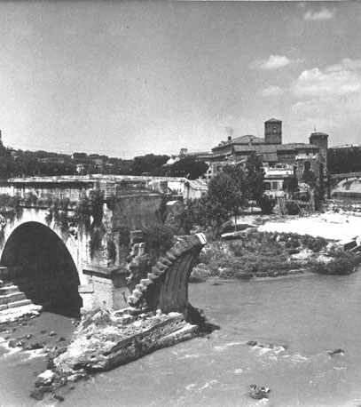 Ruïne van de brug Ponte Rotto (over Tiber)