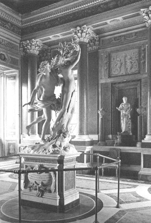 Apollo en Daphne (Daphne verandert in een laurierboom, terwijl ze vlucht voor Apollo)