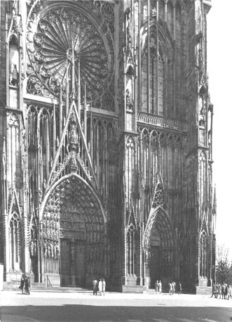 Westfacade, midden- en zuidportaal