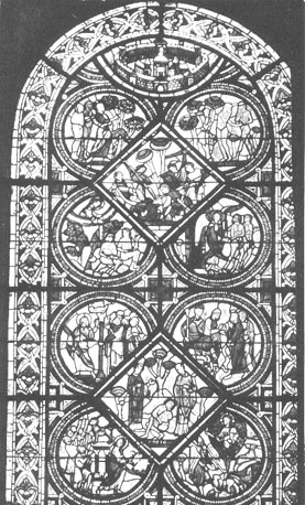 Kooromgang, gebrandschilderd raam (bovenste deel): parabel van de goede Samaritaan (vierkanten in midden), scènes uit de Hof van Eden (boven), scènes met Mozes (beneden)