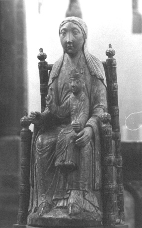 Tronende Maria, het Christuskind zit recht op haar schoot (Sedes Sapientiae)