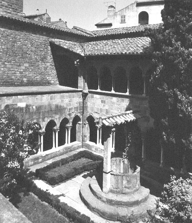 Kloosterhof van bovenaf gezien