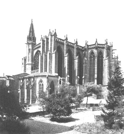 Zuidtransept met de "Chapelle Radulphe" en koor, vanuit het zuidoosten