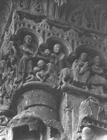 Westfacade, Portail Royal, fries / kapitelen: scènes uit het leven van Christus (detail)