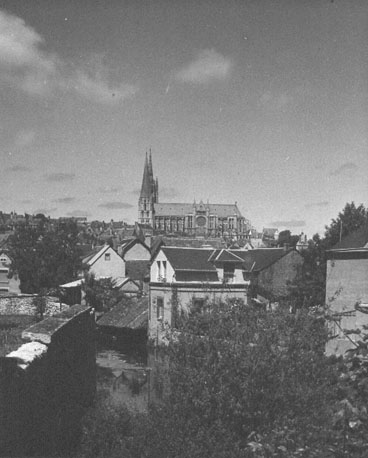 Zicht op kathedraal in de stad vanuit het zuiden