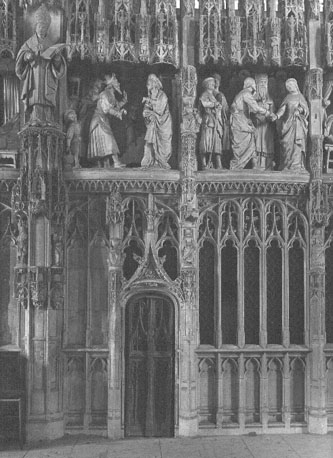 Koorafsluiting, zuidelijke deel, beeldengroepen: presentatie van Maria in de tempel; huwelijk van Maria en Jozef