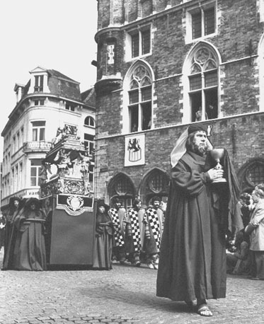 Katholiek leven in de 20e eeuw (Processie)