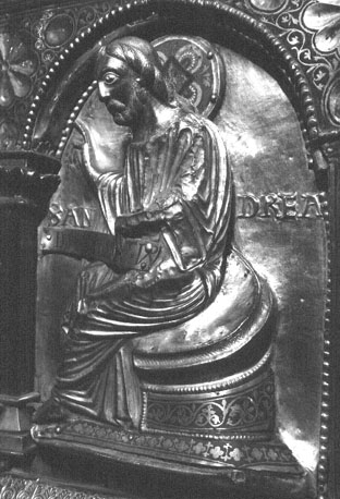 Reliekschrijn van Sint Servatius, detail: apostel Andreas