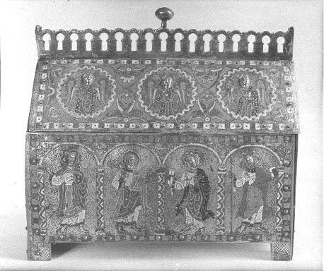 Reliekschrijn met scènes uit het leven van de heilige Stefanus (achterkant): vier apostelen (beneden), drie engelen (bovenlichaam; boven)