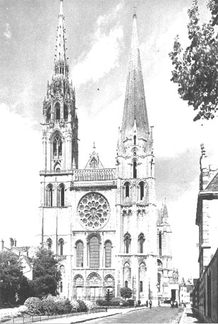 Westfacade van kathedraal