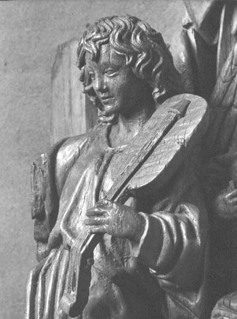 Fragment van een Maria-altaar, detail: musicerende engel met een vedel