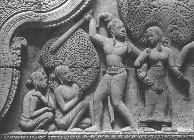 Timpaan, fragment: episode uit de Mahabharata: twee demonen vechtend om het bezit van de nimf Tilottama