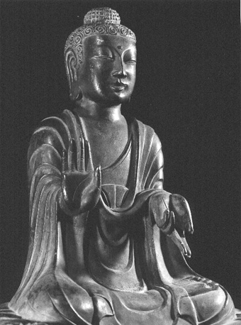 Zittende Boeddha (Nyorai), detail: bovenste helft