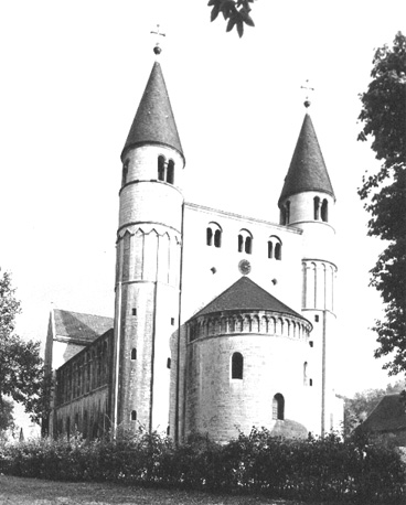 Westwerk vanuit het westen
