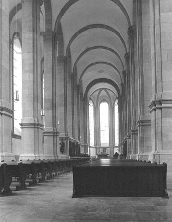Kloosterkerk, middenschip vanuit het westen