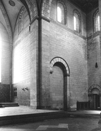 Zuidtransept en koor (gedeeltelijk) vanuit het noordwesten