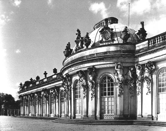 Voorzijde van het slot Sanssouci