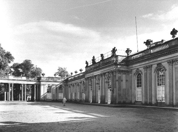 Slot Sanssouci vanuit het noordwesten