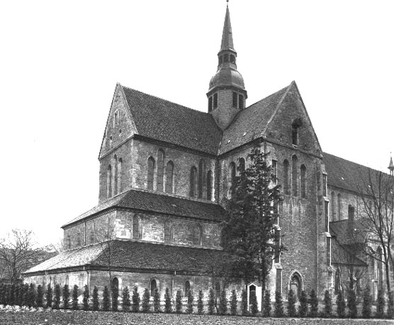 Koor en transept vanuit het noordoosten gezien