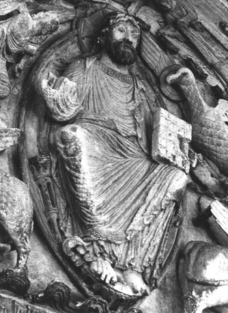 Timpaan: 'Majestas Domini', Christus in mandorla omgeven door de vier symbolen van de evangelisten