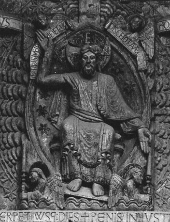 Westfacade, timpaan: Laatste Oordeel, detail: Christus als rechter, gezeten, in mandorla