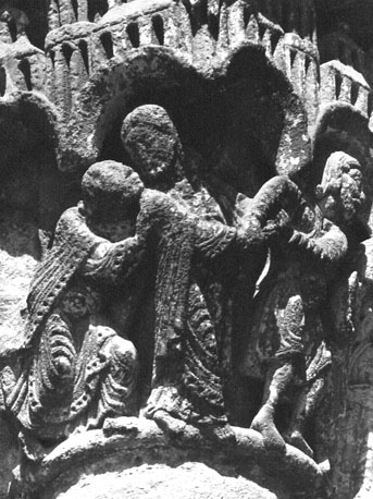 Westfacade, middenportaal (Portail Royal), kapiteel: de Judaskus