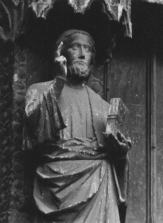 Westfacade, middenportaal, middenpijler: beeld van Christus, genoemd "Le beau Dieu" (bovenlichaam)