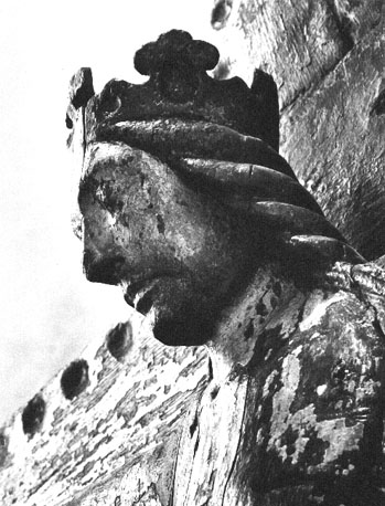 Christus aan het kruis, detail: hoofd van Christus (met kroon)