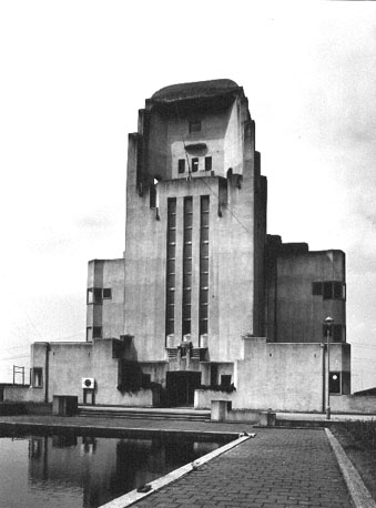 facade van het radiostation