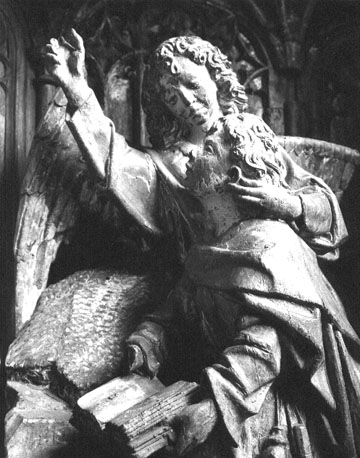 Deel van altaarretabel: Johannes op het eiland Patmos, de engel naast hem (detail)