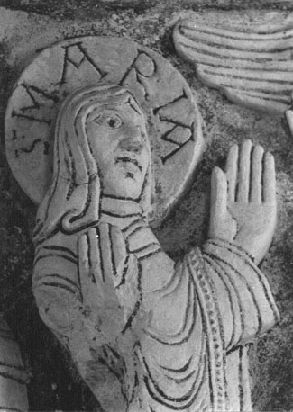 Koor, kapiteel:  Annunciatie, detail: Maria