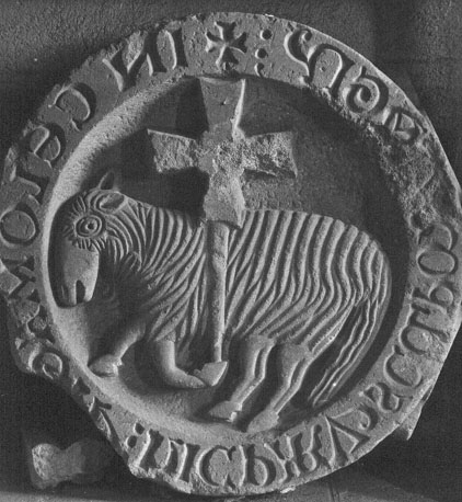 Lam met kruis, 'Het Lam Gods'; sluitsteen uit voormalige abdijkerk