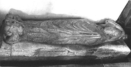 Grafbeeld van bisschop of adellijke dame (?)