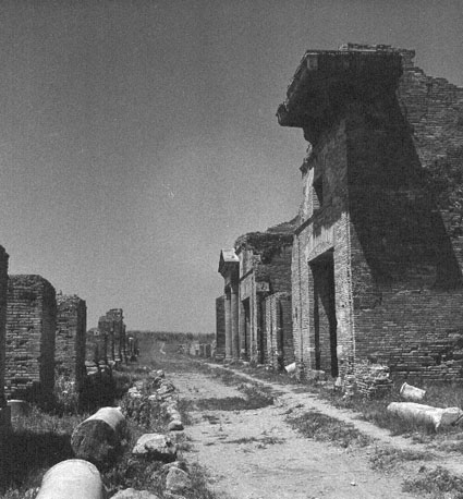 Voormalige straat in Ostia antica