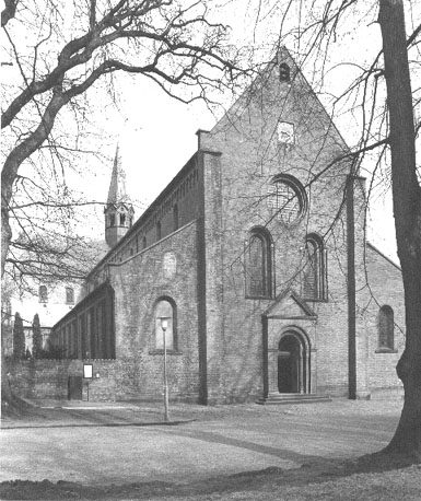 Westfacade