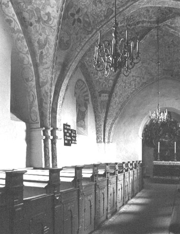 Interieur met muurschilderingen
