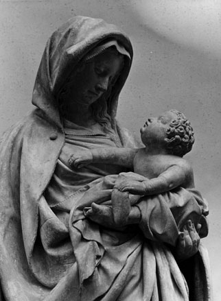 Maria staand, met het Christuskind