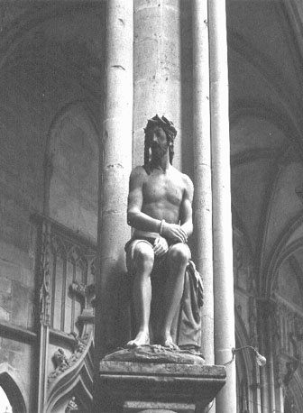 Christus, wachtend op zijn kruisiging, zittend op de koude steen