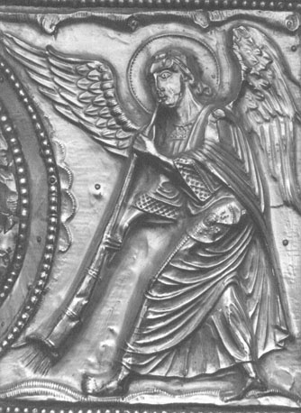 Reliekschrijn van sint Servatius ("Noodkist"), dakvlak: Laatste Oordeel, engel blaast bazuin